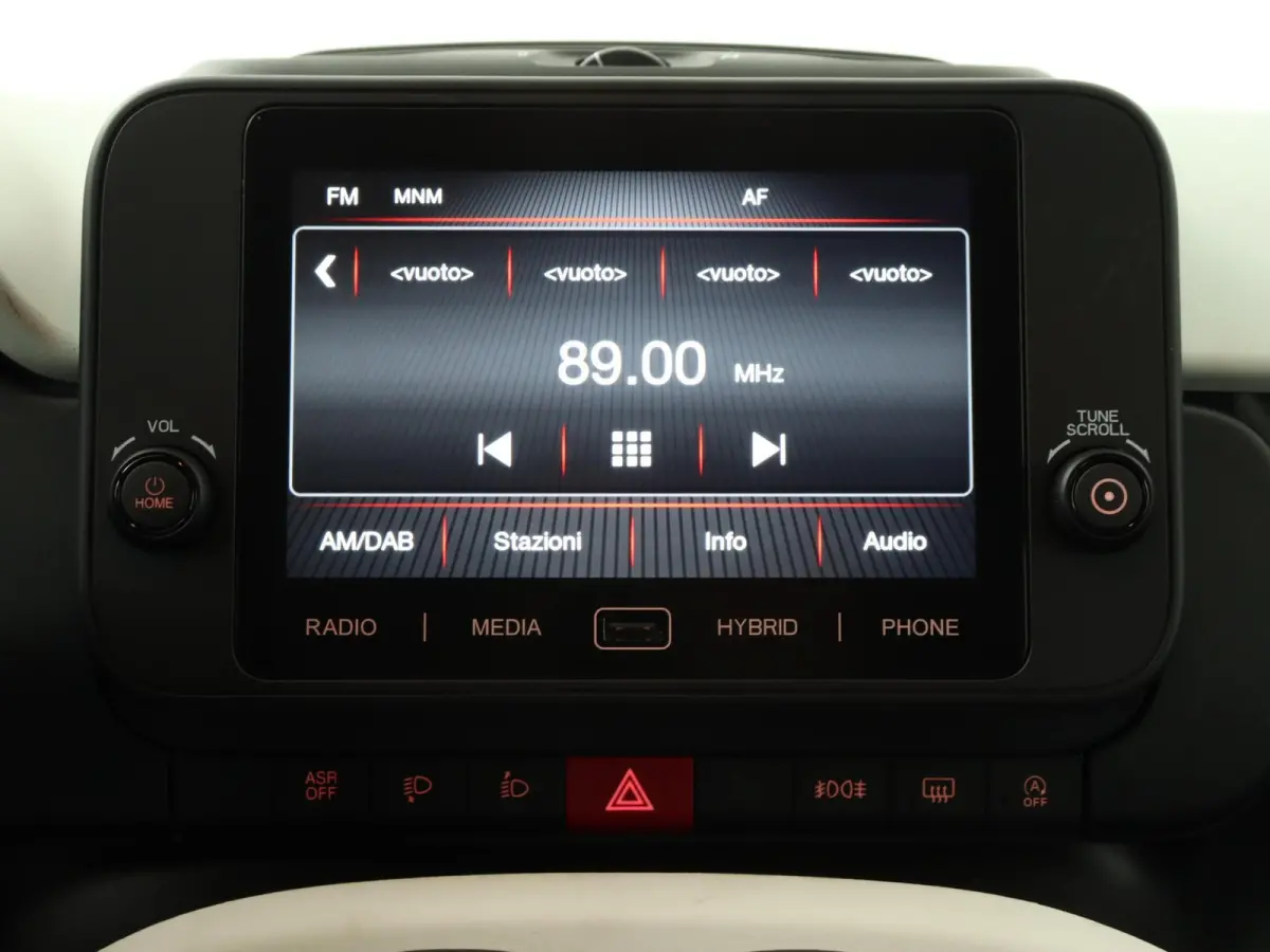 1.0 Hybrid Pandina | Apple carplay/Android auto | Airco | LMV 15" |