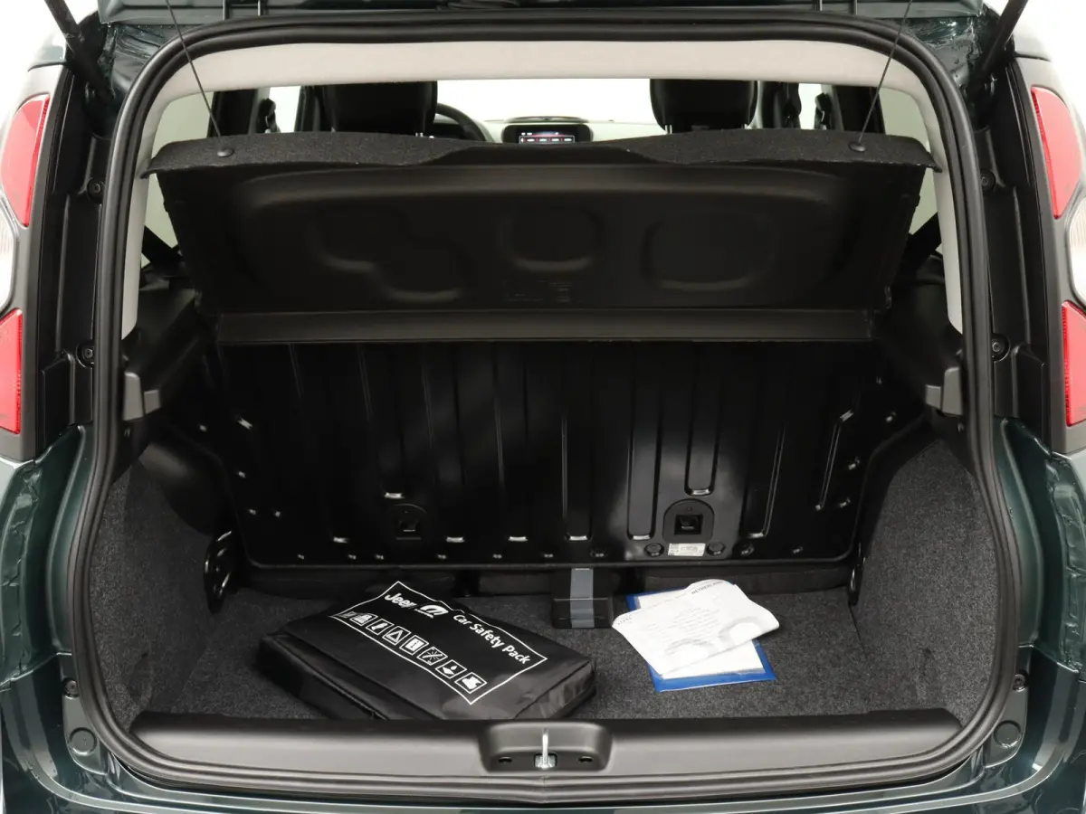 1.0 Hybrid Pandina | Apple carplay/Android auto | Airco | LMV 15" |