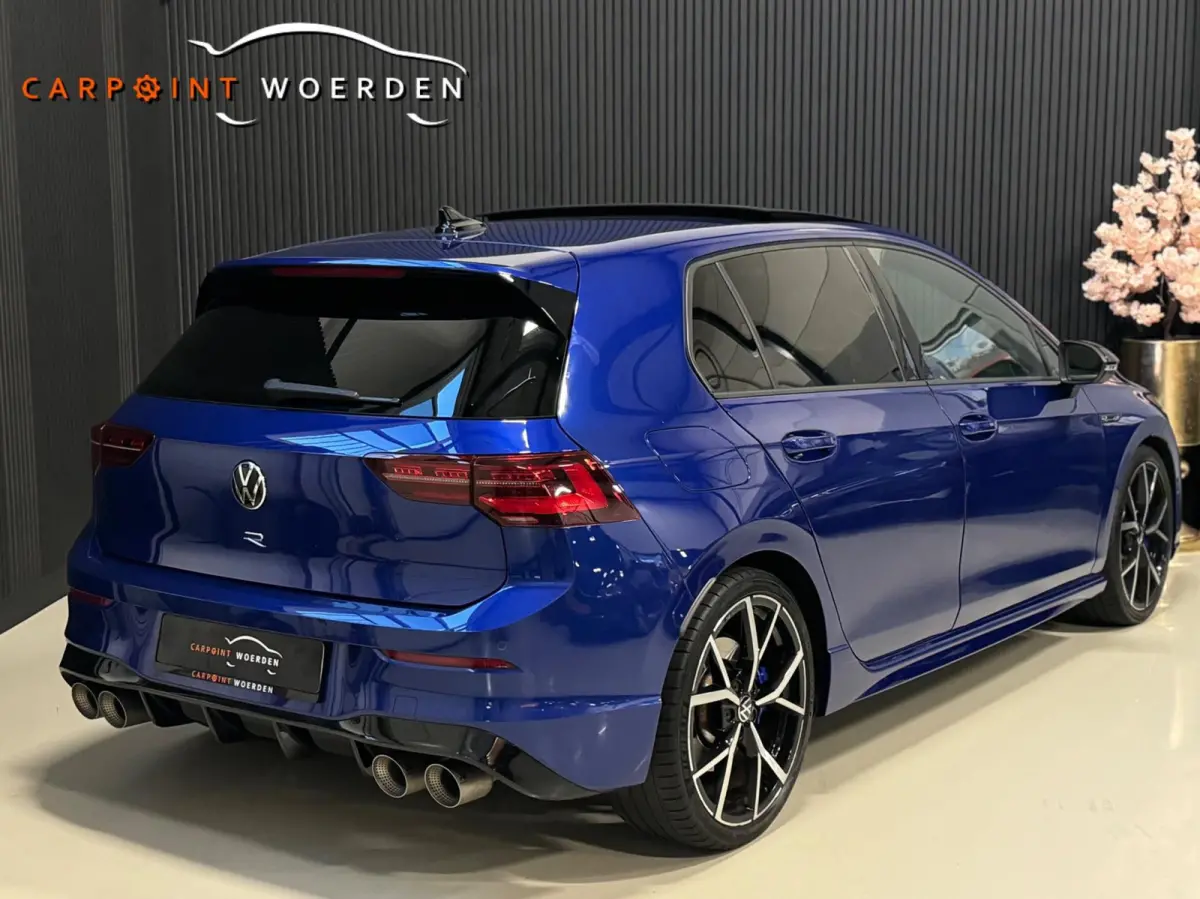 2.0 TSI R 4Motion | AKRAPOVIC | PANO | HUD