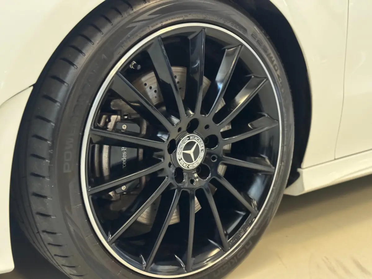 250 4MATIC AMG | PANO | SFEER | HUD | BOMVOL!