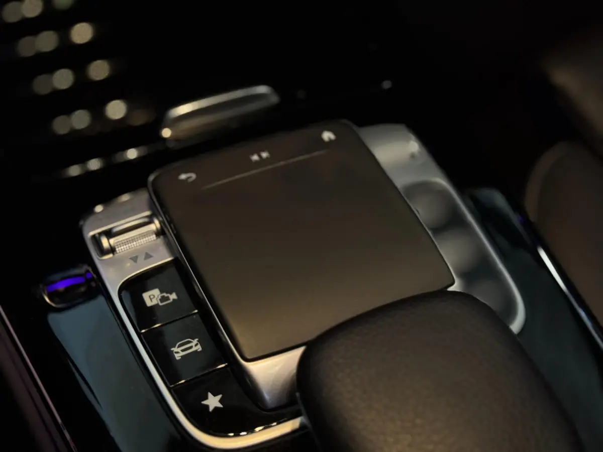 250 4MATIC AMG | PANO | SFEER | HUD | BOMVOL!