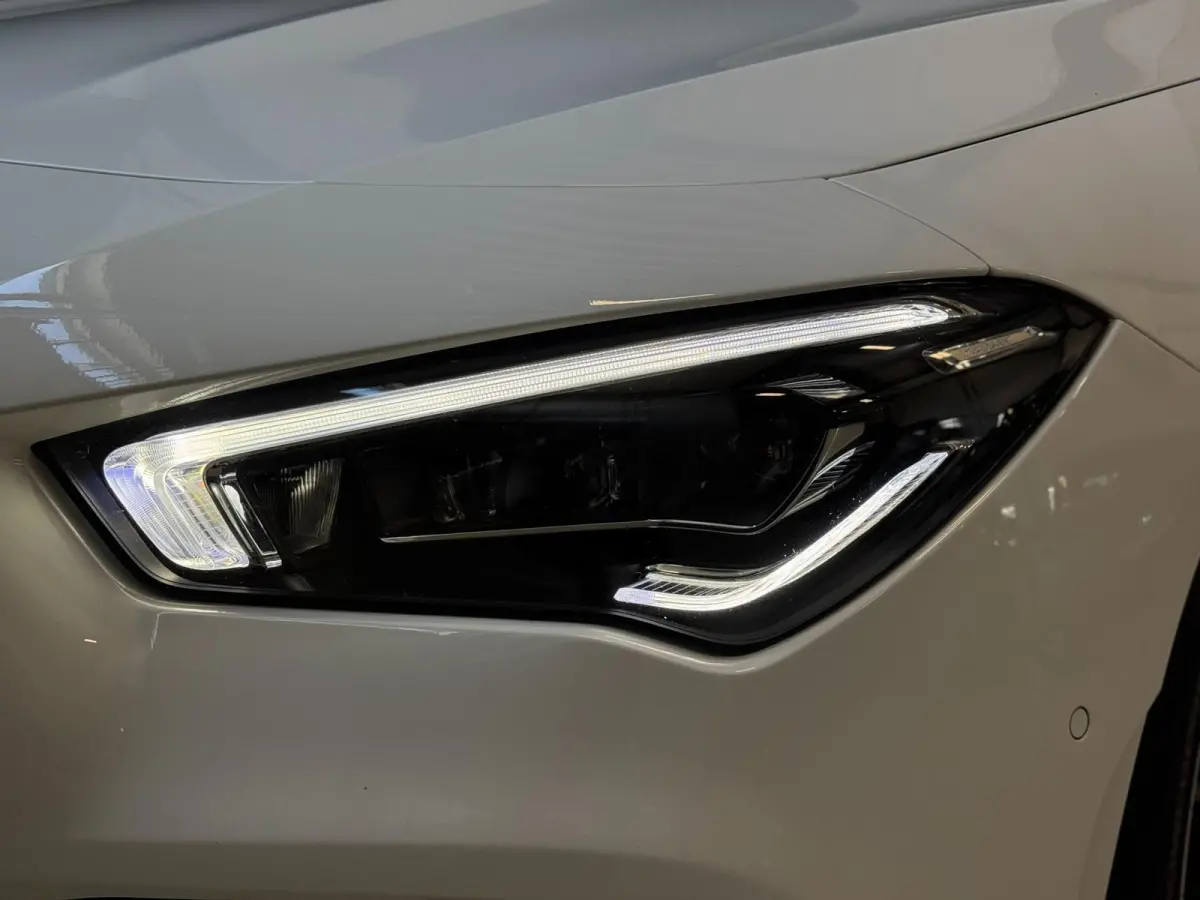 250 4MATIC AMG | PANO | SFEER | HUD | BOMVOL!