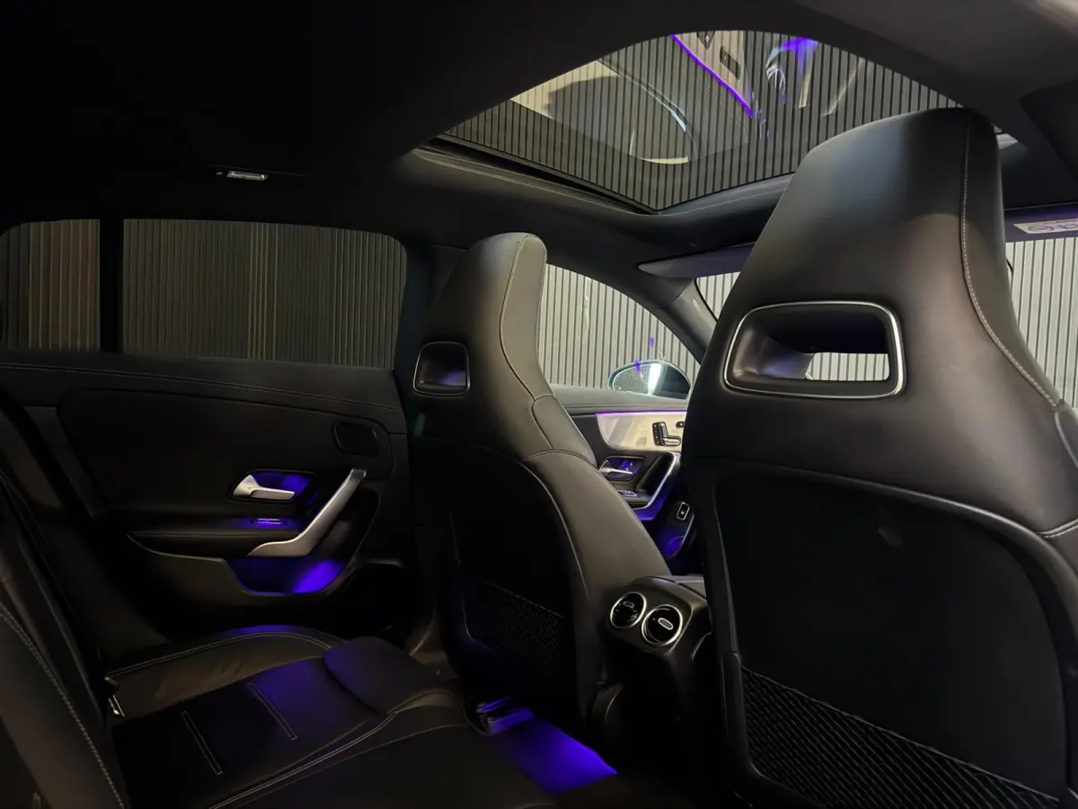 250 4MATIC AMG | PANO | SFEER | HUD | BOMVOL!