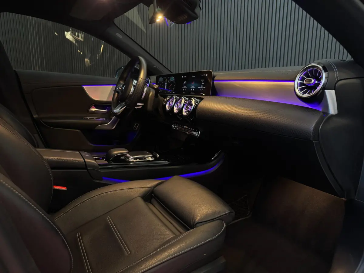 250 4MATIC AMG | PANO | SFEER | HUD | BOMVOL!