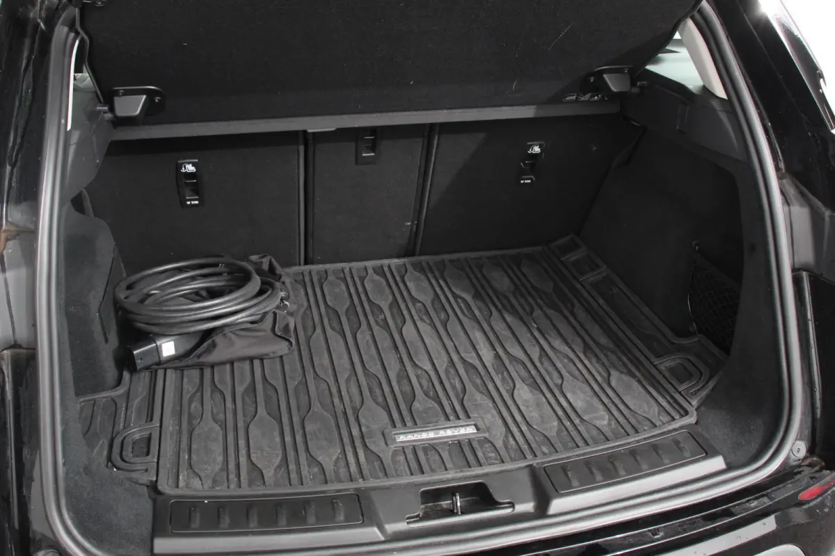 1.5 P300e AWD PHEV SE Signature Panoramadak Afneembare trekhaak Navigatie Parkeersensoren 360 Camera Cruise Control Elektrische verstelbare stoelen