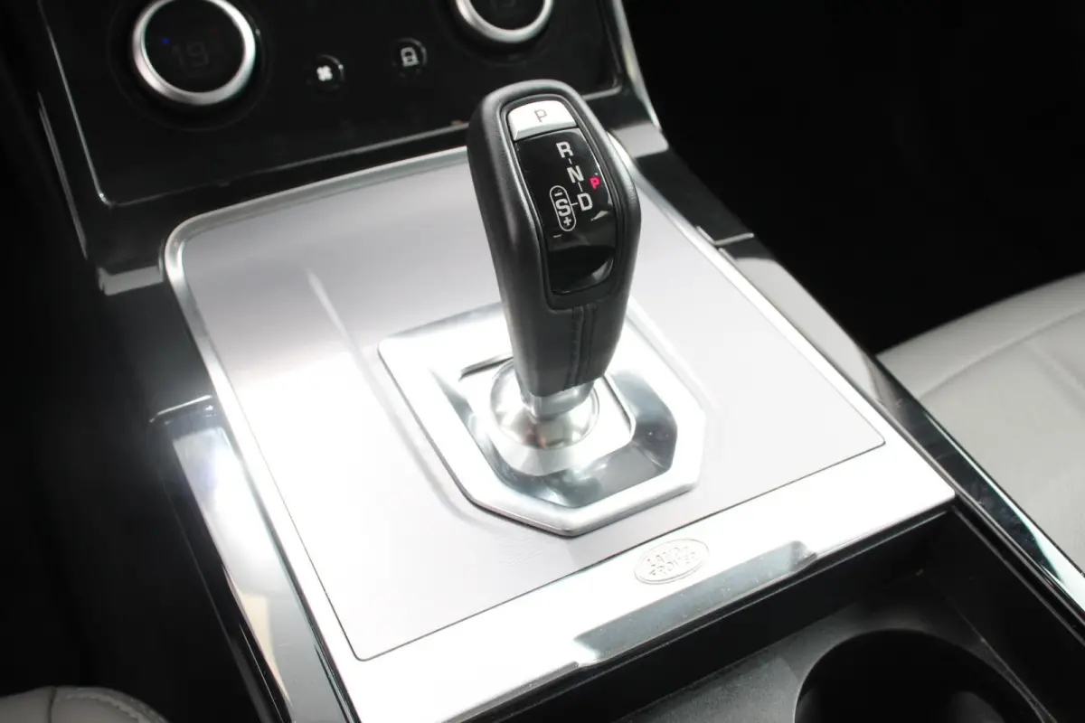 1.5 P300e AWD PHEV SE Signature Panoramadak Afneembare trekhaak Navigatie Parkeersensoren 360 Camera Cruise Control Elektrische verstelbare stoelen