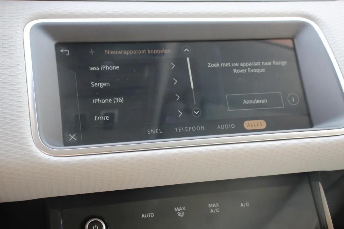 1.5 P300e AWD PHEV SE Signature Panoramadak Afneembare trekhaak Navigatie Parkeersensoren 360 Camera Cruise Control Elektrische verstelbare stoelen
