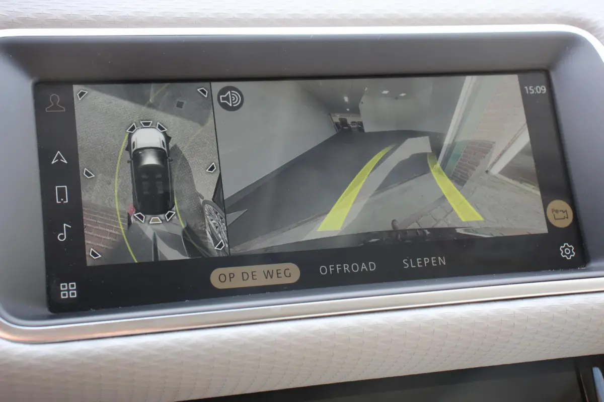 1.5 P300e AWD PHEV SE Signature Panoramadak Afneembare trekhaak Navigatie Parkeersensoren 360 Camera Cruise Control Elektrische verstelbare stoelen