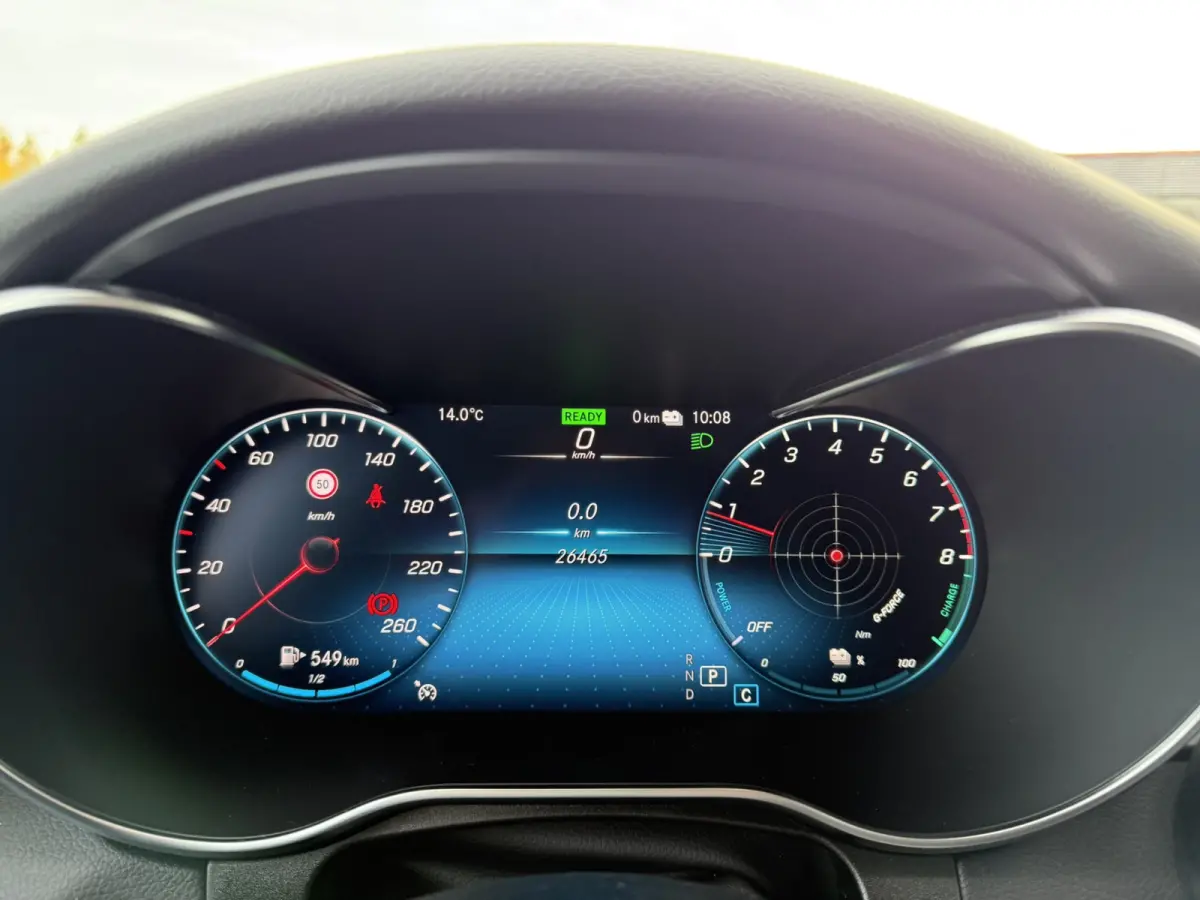 4MATIC Advantage Carplay Stoelverwarming Achteruitrijcamera LED 20 inch