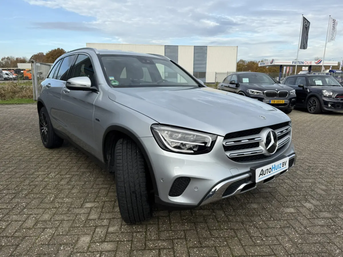 4MATIC Advantage Carplay Stoelverwarming Achteruitrijcamera LED 20 inch