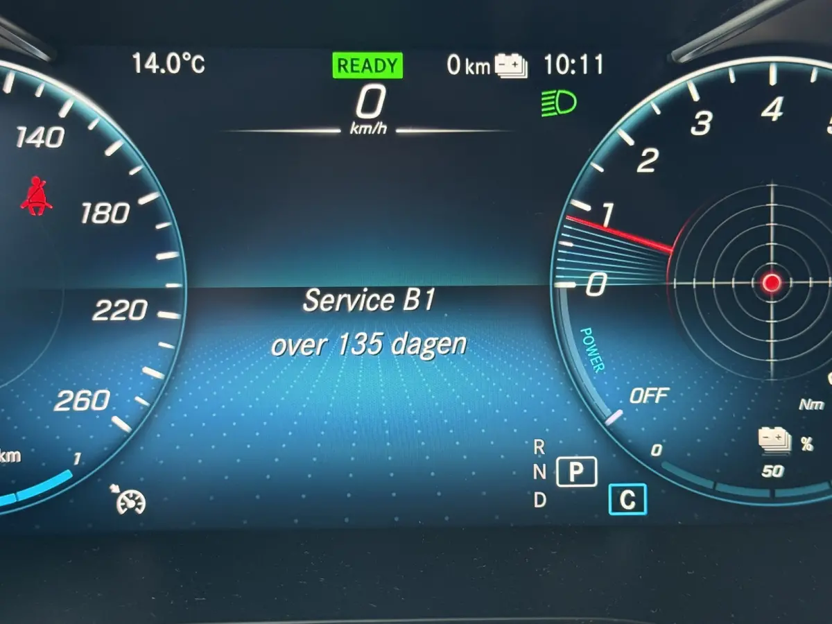 4MATIC Advantage Carplay Stoelverwarming Achteruitrijcamera LED 20 inch