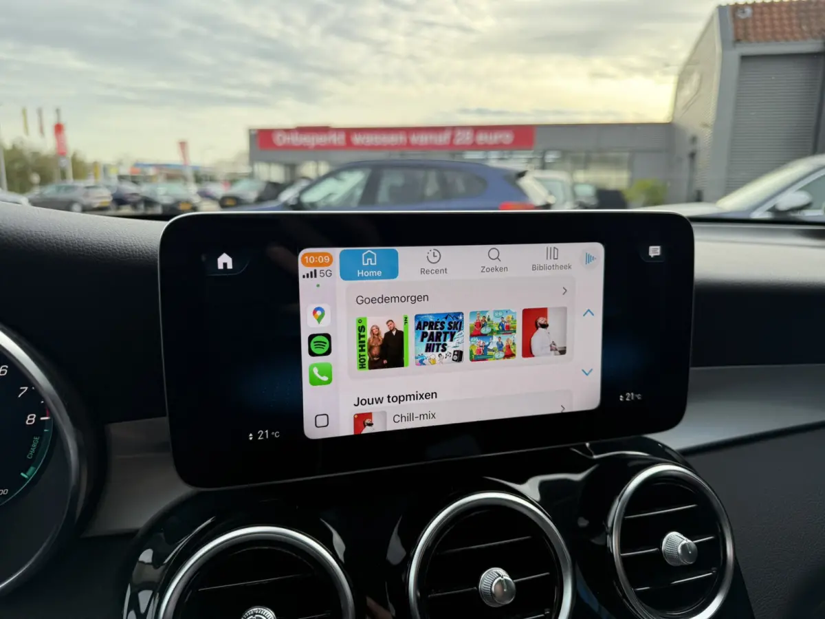 4MATIC Advantage Carplay Stoelverwarming Achteruitrijcamera LED 20 inch