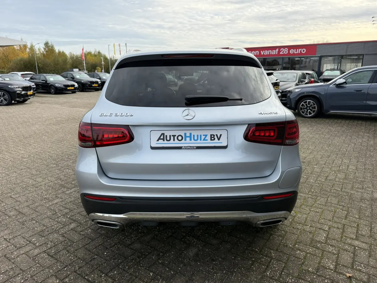 4MATIC Advantage Carplay Stoelverwarming Achteruitrijcamera LED 20 inch