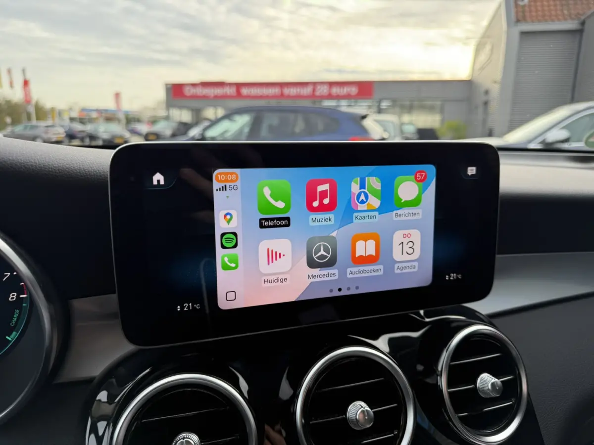 4MATIC Advantage Carplay Stoelverwarming Achteruitrijcamera LED 20 inch