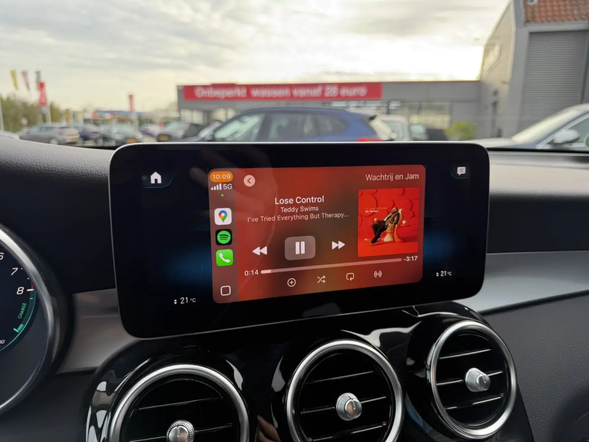 4MATIC Advantage Carplay Stoelverwarming Achteruitrijcamera LED 20 inch