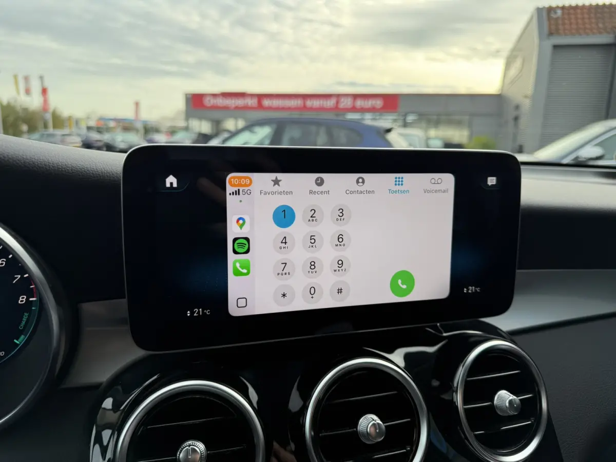 4MATIC Advantage Carplay Stoelverwarming Achteruitrijcamera LED 20 inch