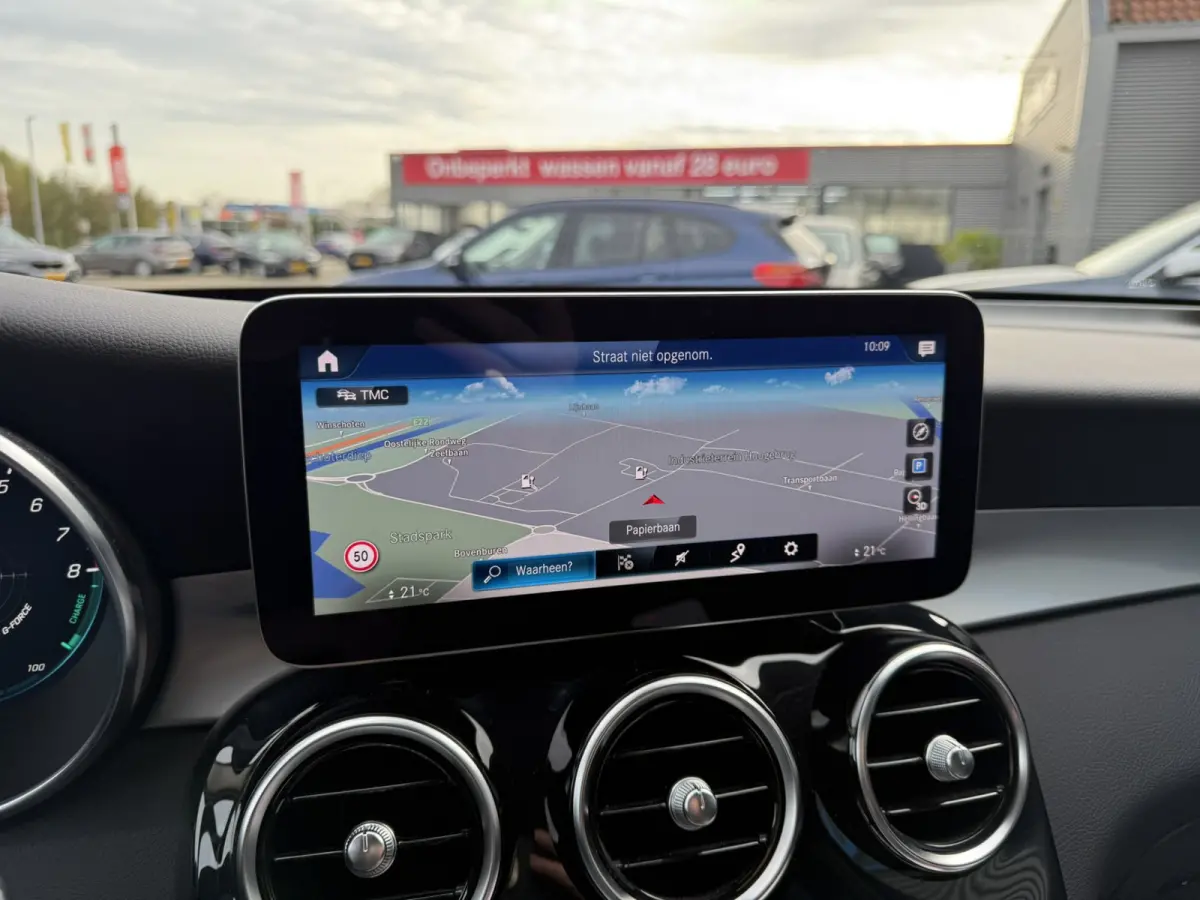 4MATIC Advantage Carplay Stoelverwarming Achteruitrijcamera LED 20 inch