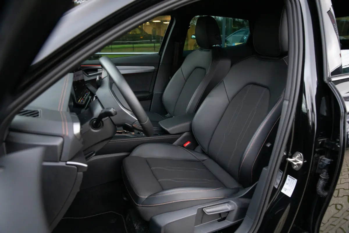 1.5 eTSI Business Edition Plus , Adap. cruise, Sfeerverlichting, Groot scherm,