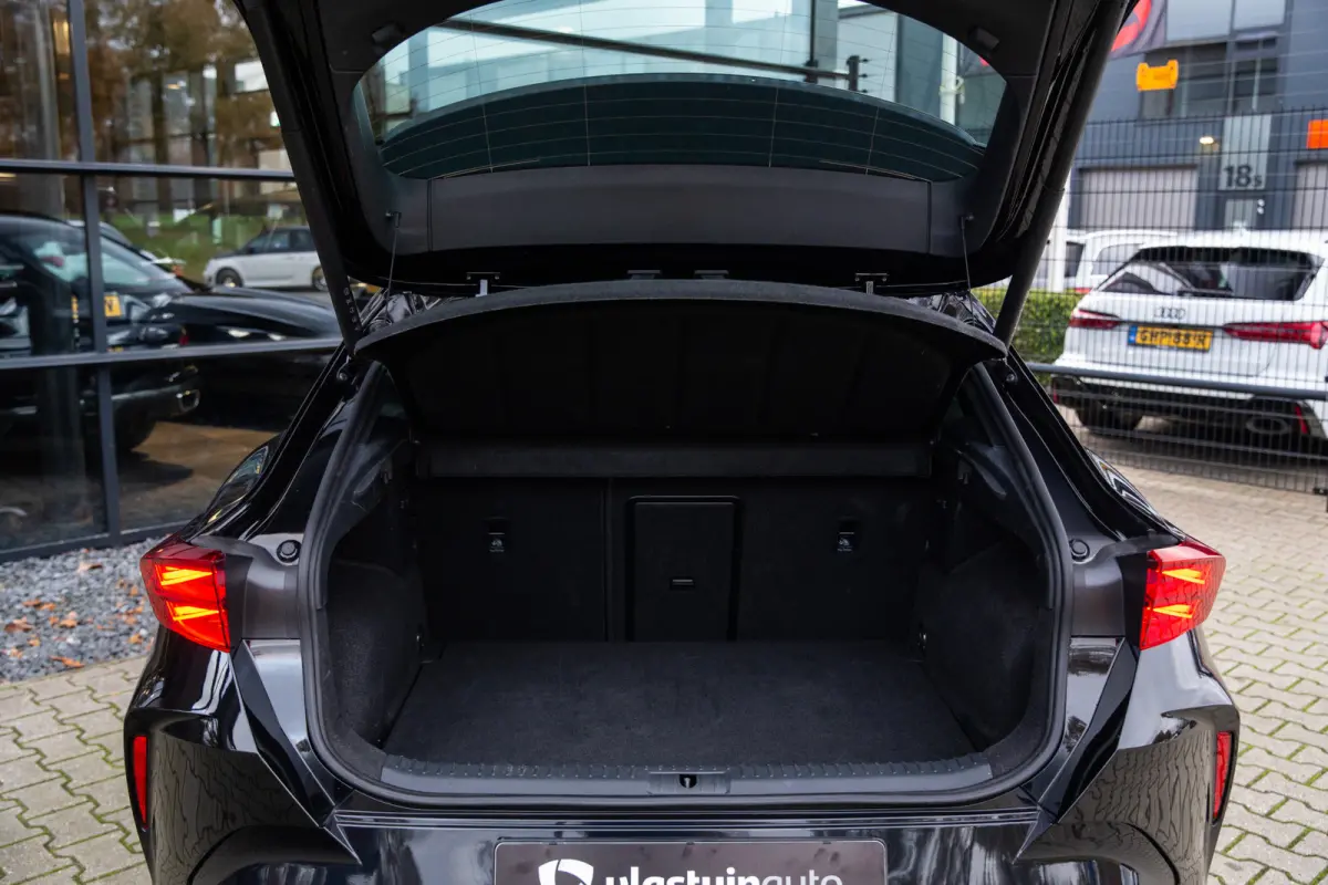 1.5 eTSI Business Edition Plus , Adap. cruise, Sfeerverlichting, Groot scherm,