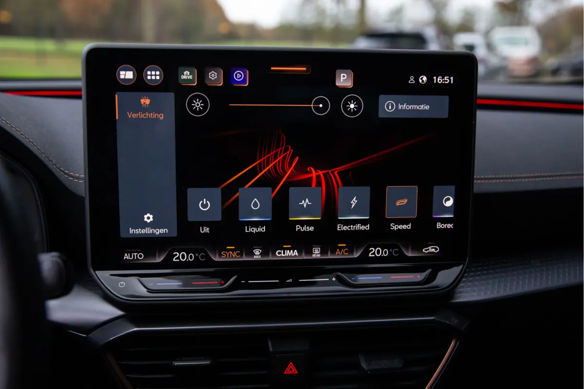 1.5 eTSI Business Edition Plus , Adap. cruise, Sfeerverlichting, Groot scherm,
