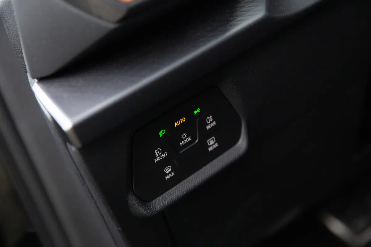 1.5 eTSI Business Edition Plus , Adap. cruise, Sfeerverlichting, Groot scherm,