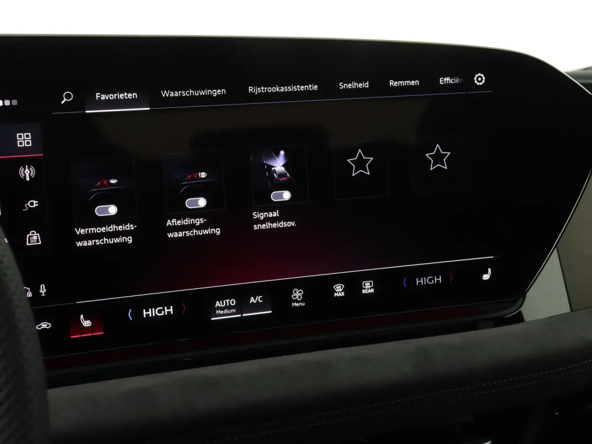 S edition performance 100 kWh | S-line | Navigatie | Adaptive cruise control l B&O Premium soundsysteem l 360 graden camera l Elektrisch verstelbare bestuurdersstoel met geheugen l 3-zone El