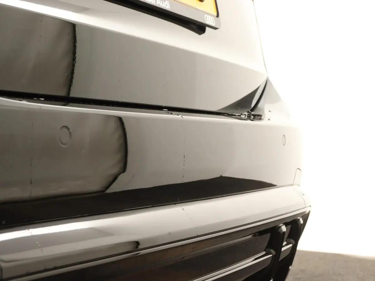 S edition performance 100 kWh | S-line | Navigatie | Adaptive cruise control l B&O Premium soundsysteem l 360 graden camera l Elektrisch verstelbare bestuurdersstoel met geheugen l 3-zone El