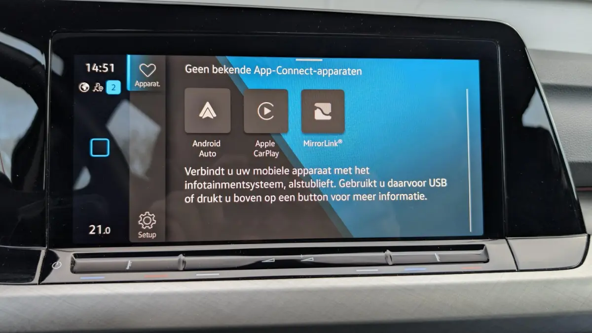 1.0 TSI 110pk Life | Navigatie | App Connect | Camera