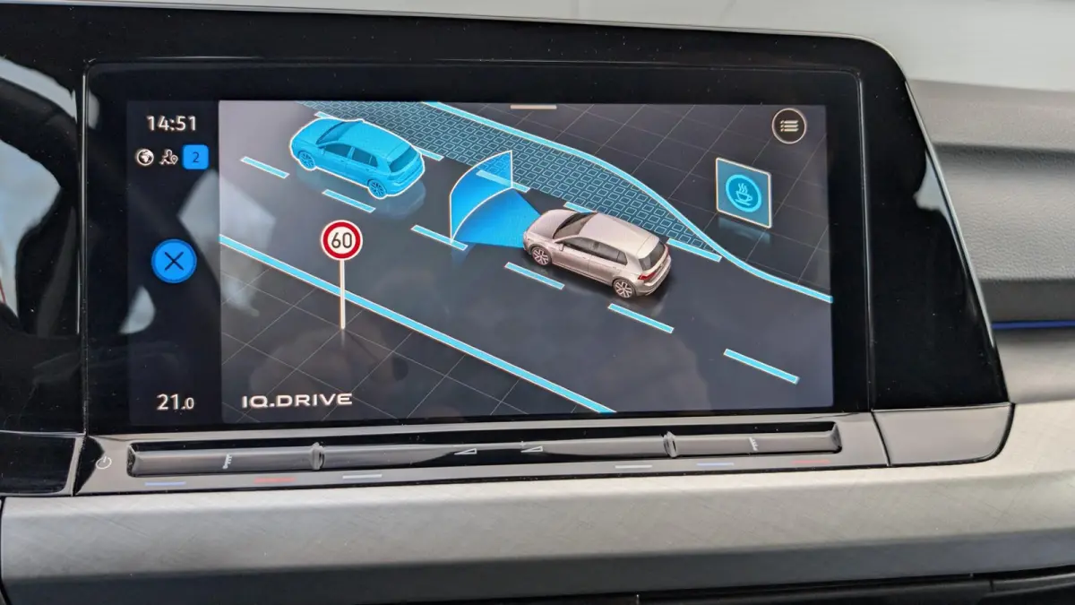 1.0 TSI 110pk Life | Navigatie | App Connect | Camera
