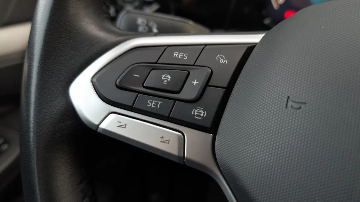 1.0 TSI 110pk Life | Navigatie | App Connect | Camera