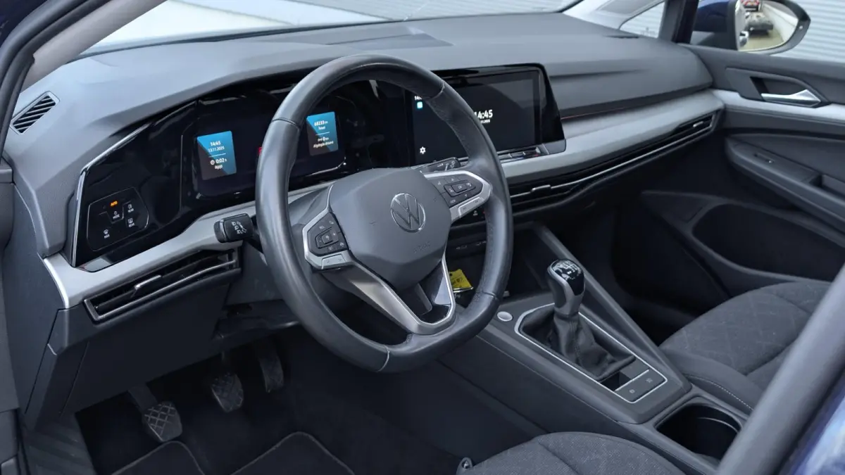 1.0 TSI 110pk Life | Navigatie | App Connect | Camera