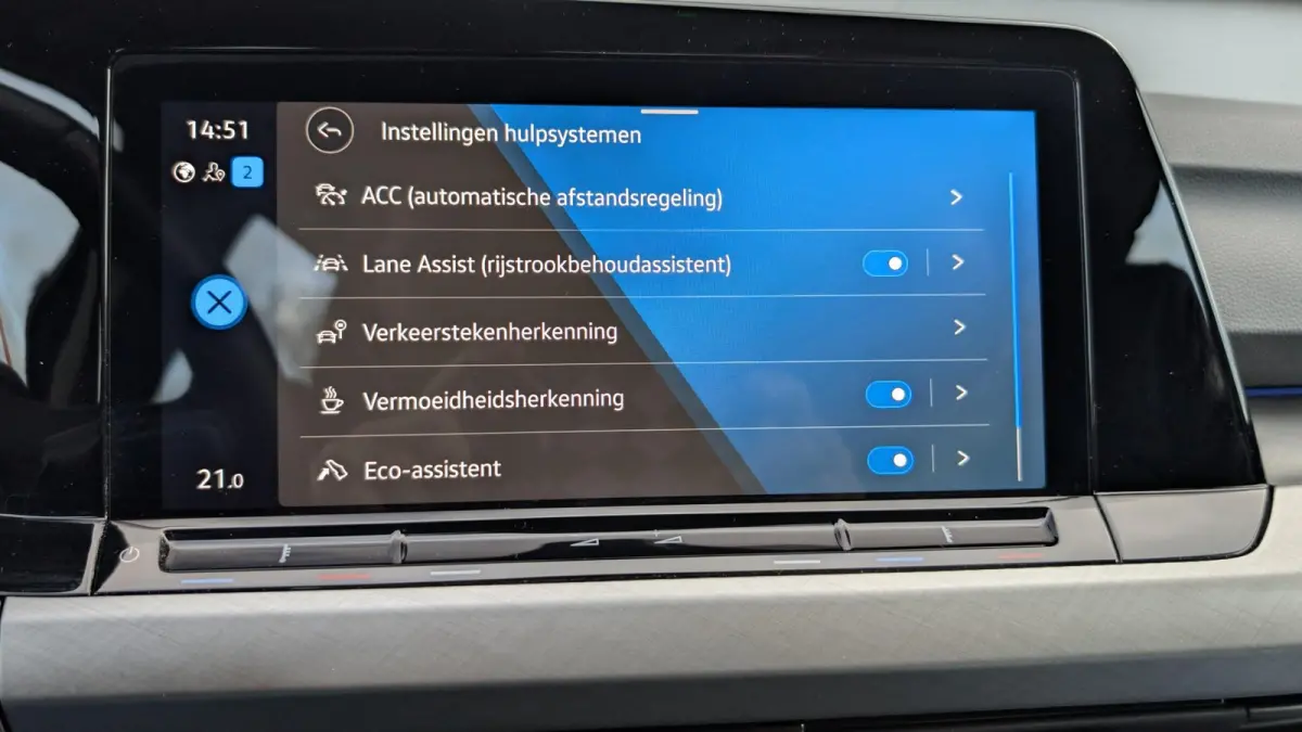 1.0 TSI 110pk Life | Navigatie | App Connect | Camera