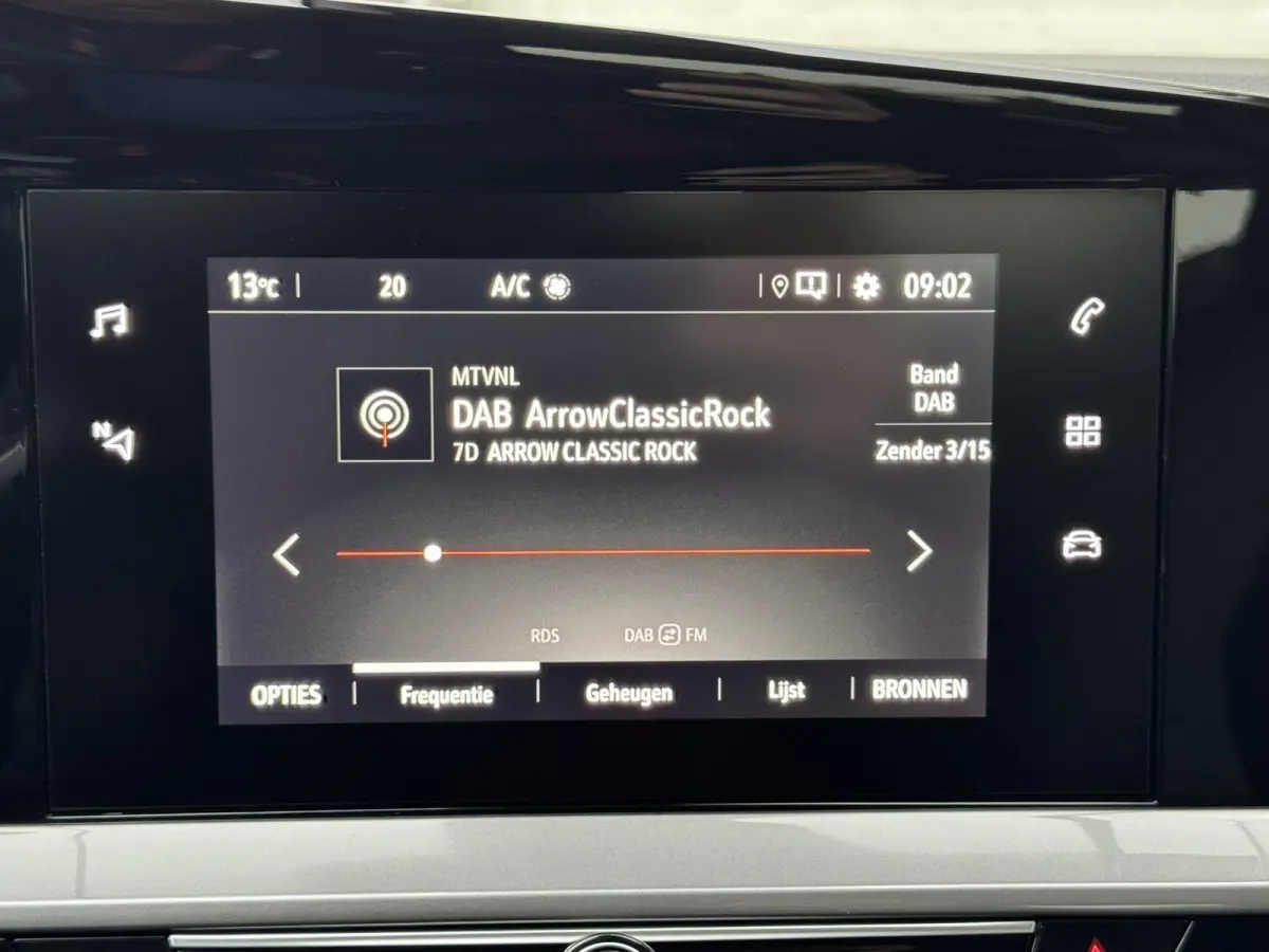 1.2 Turbo Elegance Cruise control Climate control Stoel- stuurverwarming Apple / Android Parkeersensoren plus camera