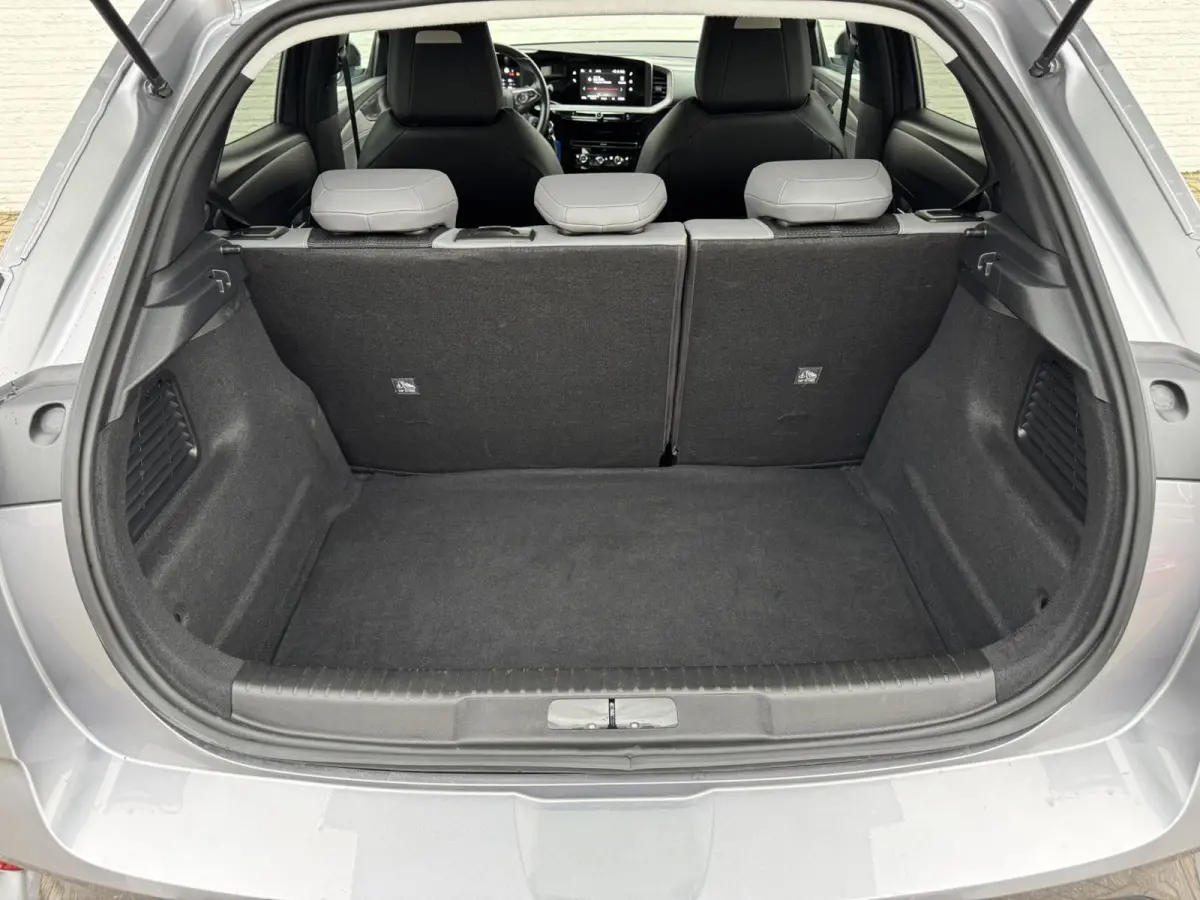 1.2 Turbo Elegance Cruise control Climate control Stoel- stuurverwarming Apple / Android Parkeersensoren plus camera