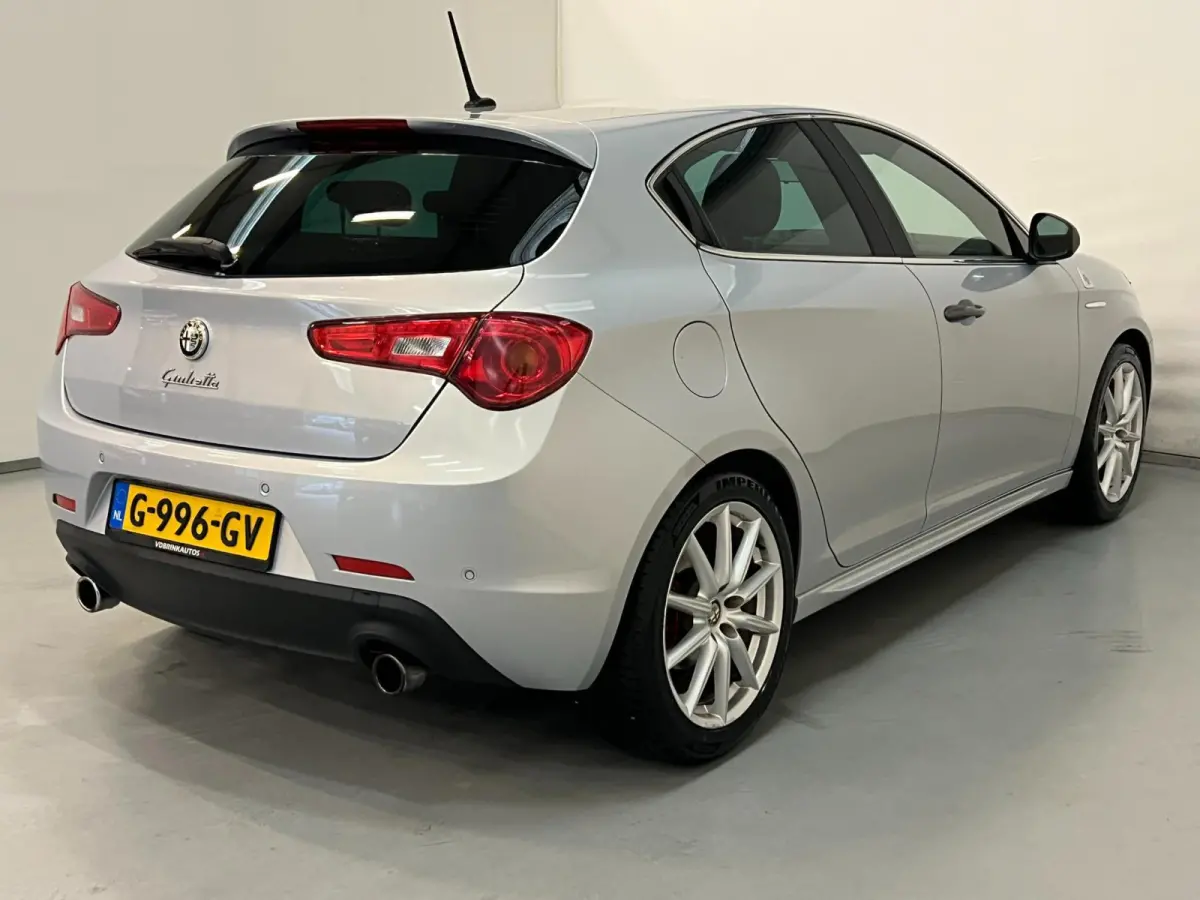 1.7 TBi Quadrifoglio Verde / Bose / Xenon