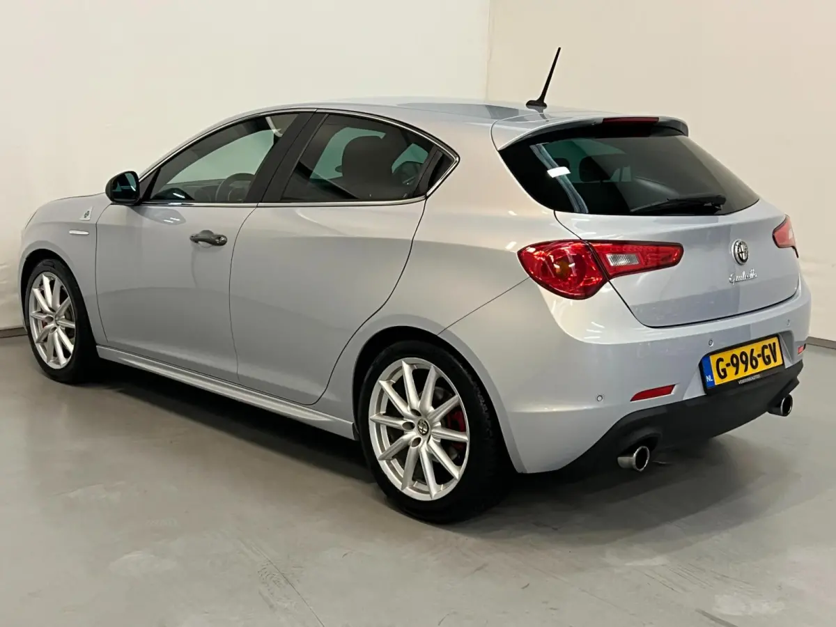 1.7 TBi Quadrifoglio Verde / Bose / Xenon