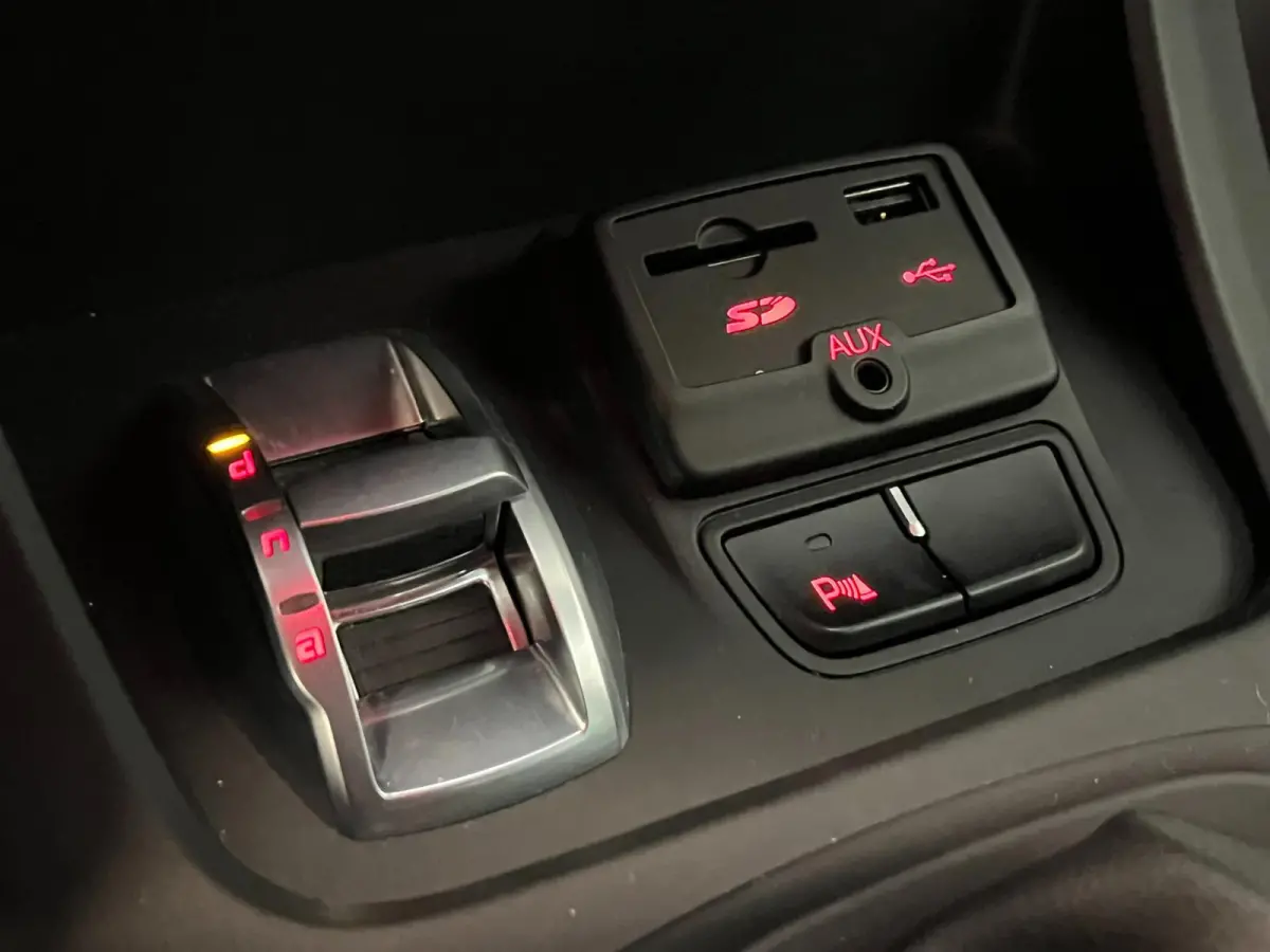 1.7 TBi Quadrifoglio Verde / Bose / Xenon