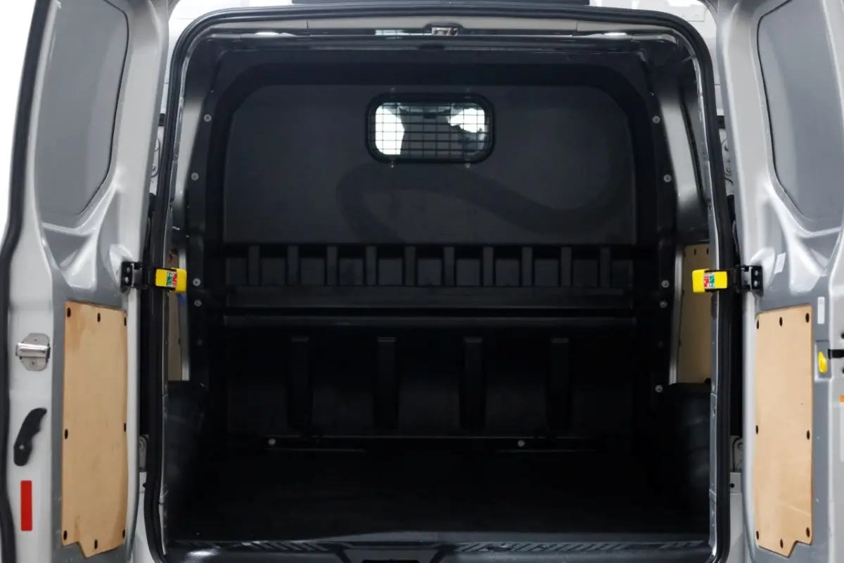 2.0 TDCI 130pk L2H1 Limited D.C. Airco/Navi/LED 09-2022