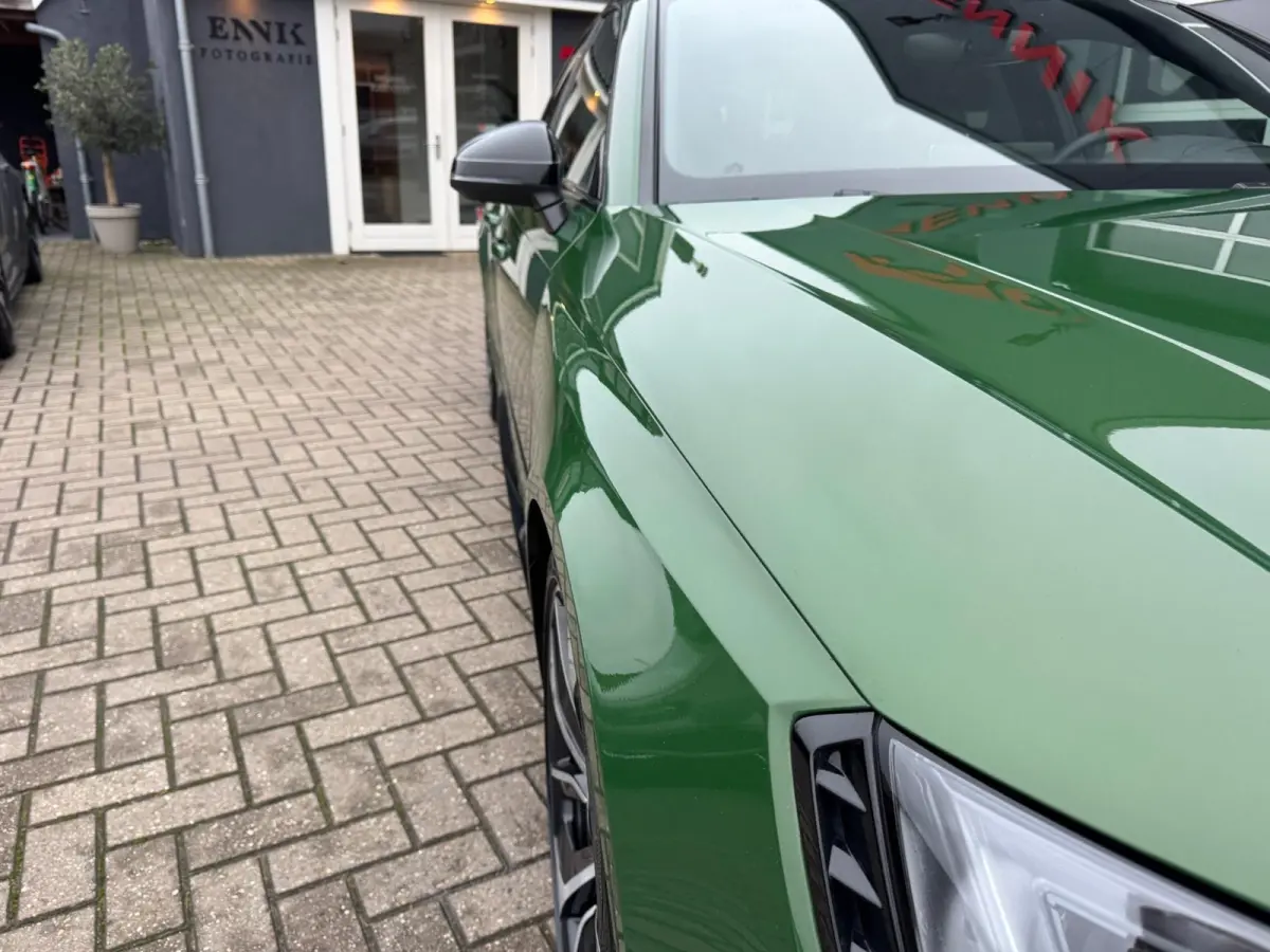 2.9 TFSI RS 4 quattro Exclusive / Pano / 360Cam / Head-Up / Uniek mooie uitvoering !!!.