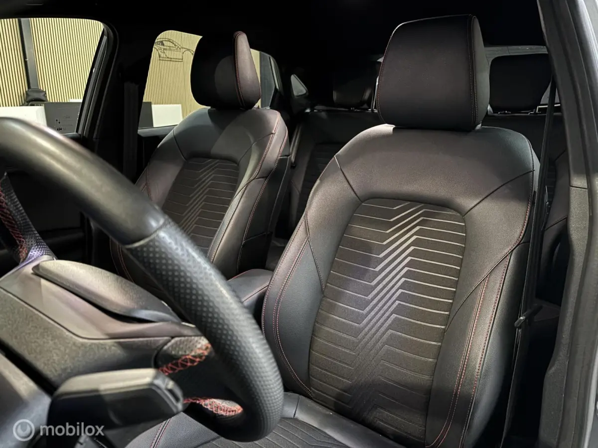 1.0 EcoBoost ST-Line X AUTOMAAT