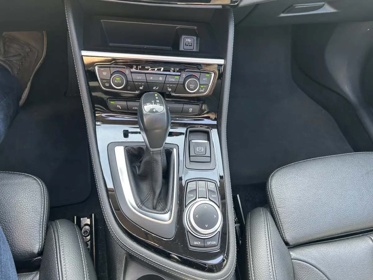 225xe iPerformance Hybride Panodak Leder