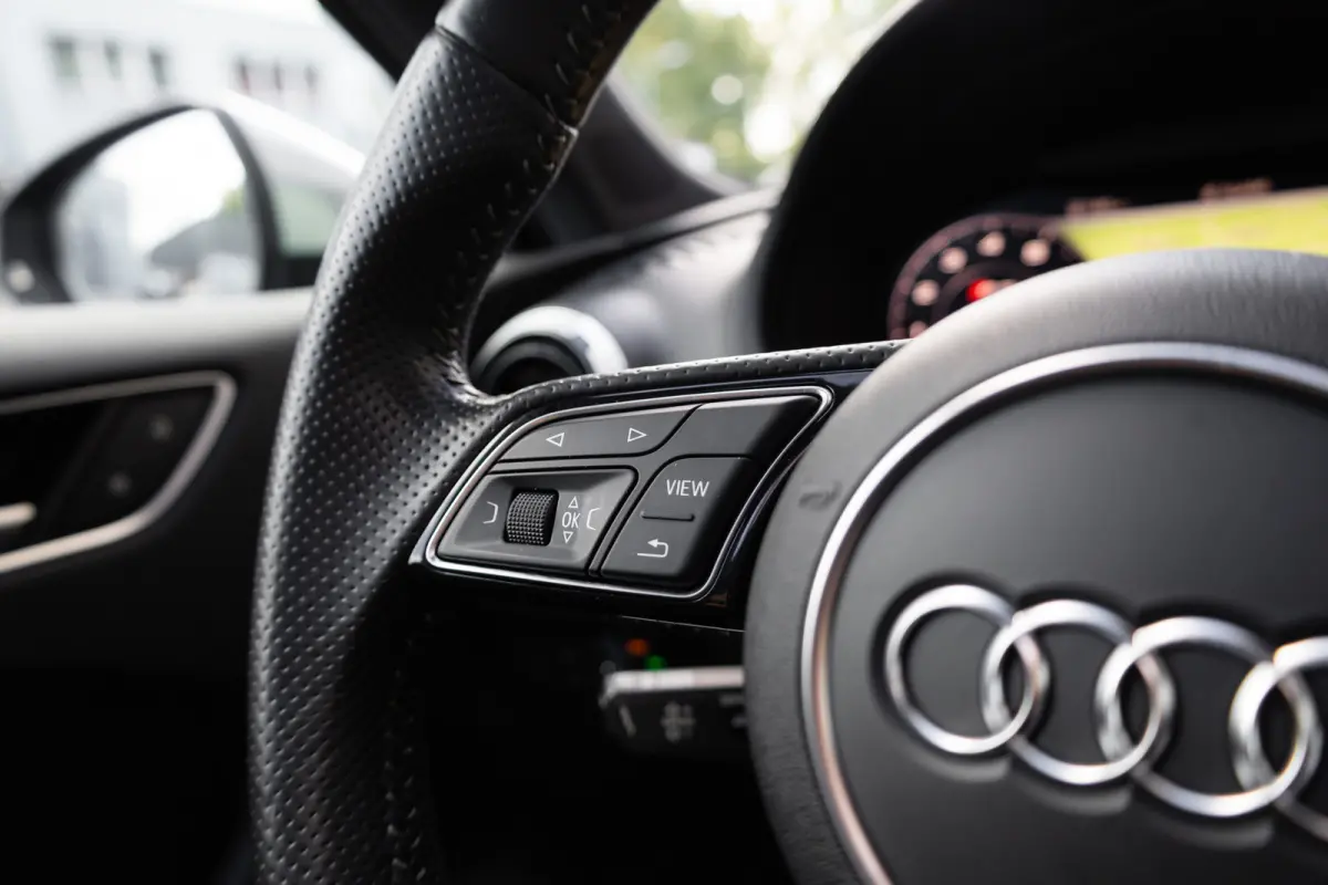 2.0 TFSI 310 pk S3 Quattro Pro Line Plus S-Line /Facelift/ Pano-Dak/ Matrix-Led/ Adap.Cruise/ B&O-Sound/ Dynamic-Steering/ Sport-Stoelen/ Stoel.Verw. Park.Sens/ 19'' LMV