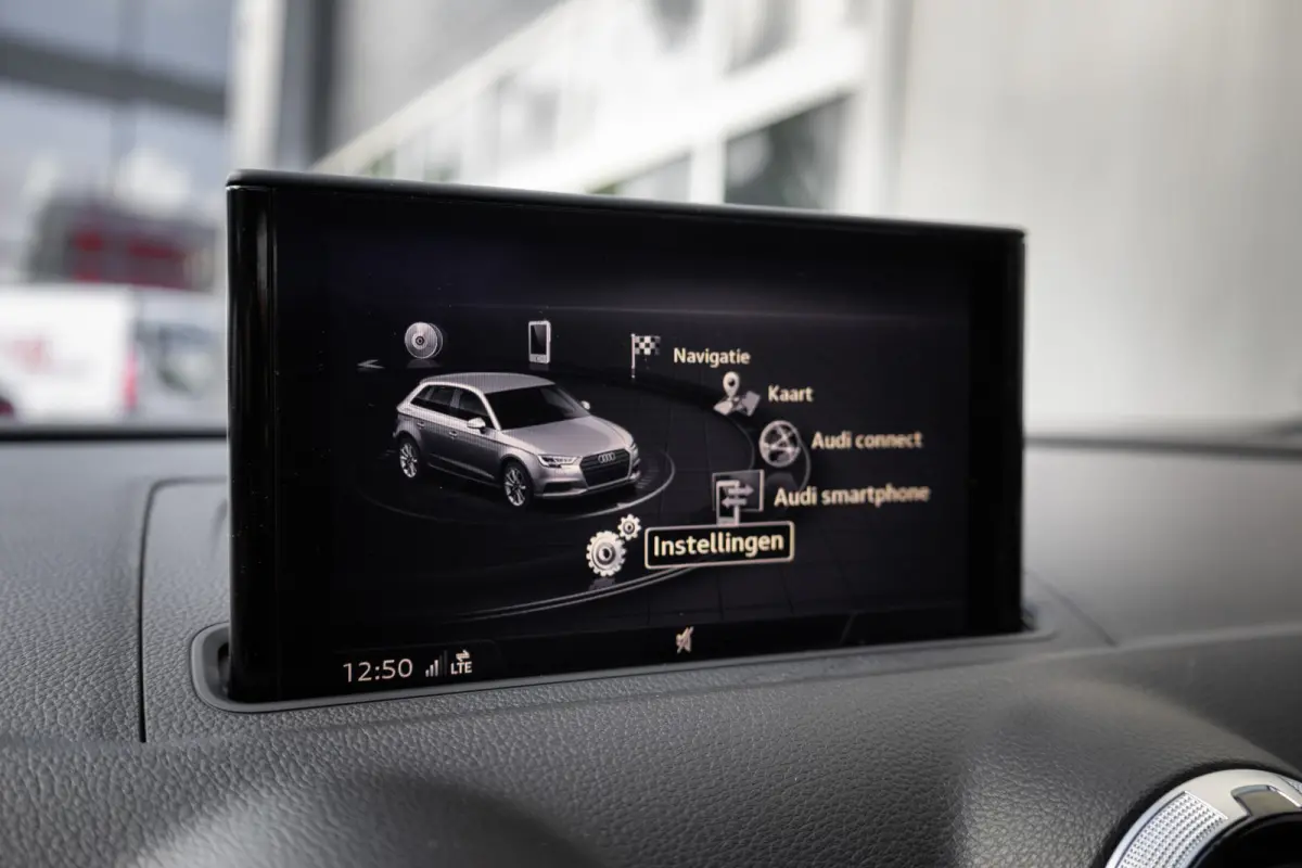 2.0 TFSI 310 pk S3 Quattro Pro Line Plus S-Line /Facelift/ Pano-Dak/ Matrix-Led/ Adap.Cruise/ B&O-Sound/ Dynamic-Steering/ Sport-Stoelen/ Stoel.Verw. Park.Sens/ 19'' LMV