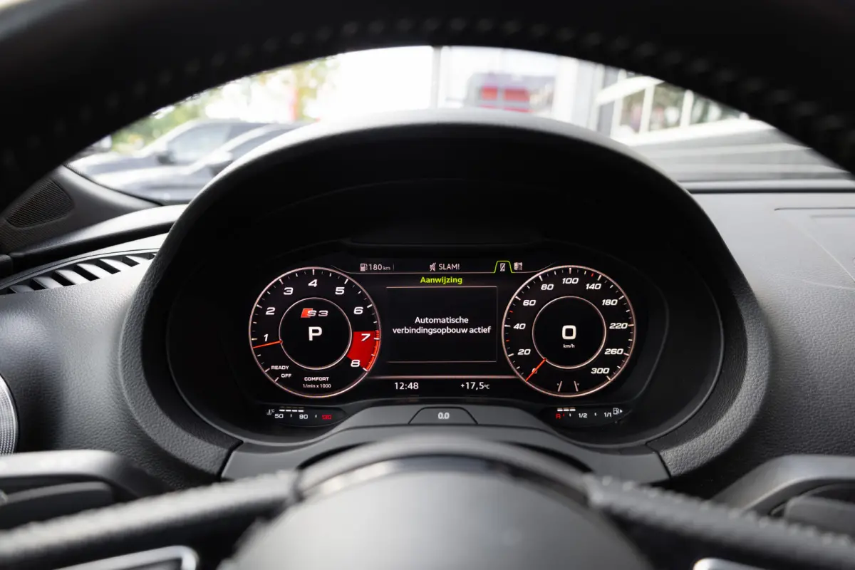 2.0 TFSI 310 pk S3 Quattro Pro Line Plus S-Line /Facelift/ Pano-Dak/ Matrix-Led/ Adap.Cruise/ B&O-Sound/ Dynamic-Steering/ Sport-Stoelen/ Stoel.Verw. Park.Sens/ 19'' LMV