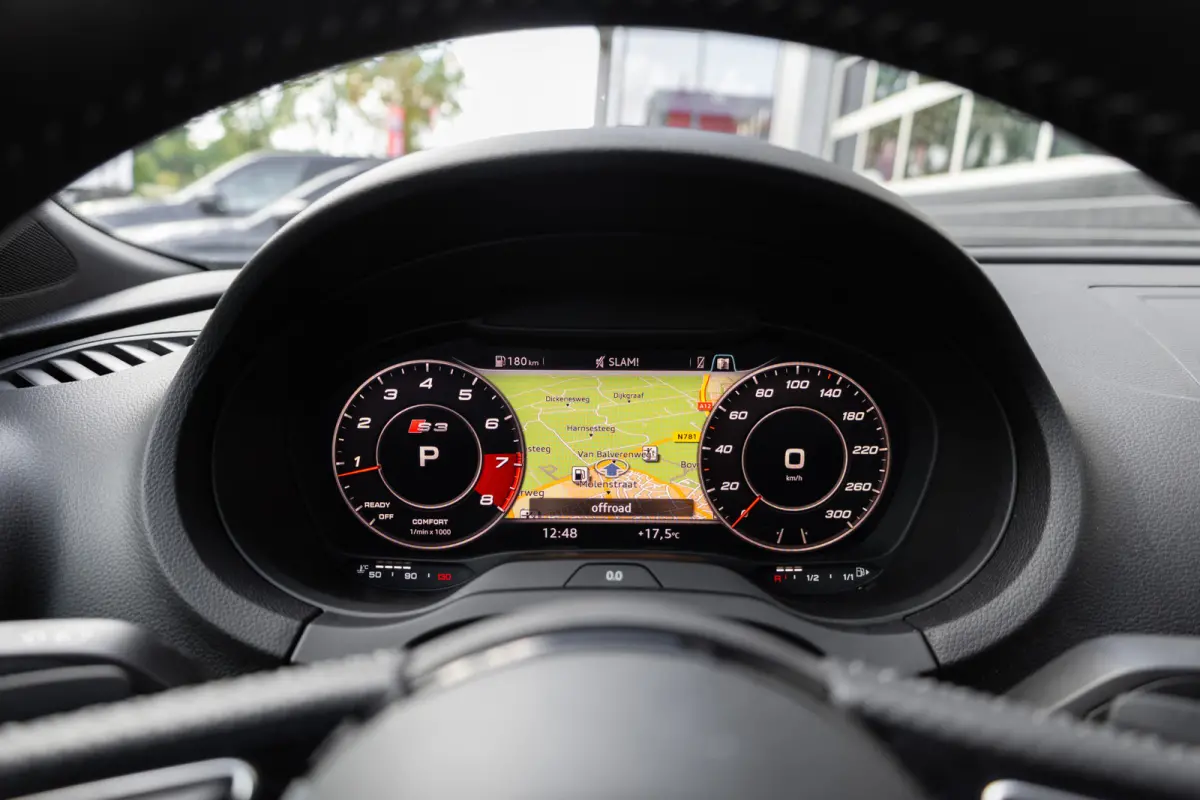 2.0 TFSI 310 pk S3 Quattro Pro Line Plus S-Line /Facelift/ Pano-Dak/ Matrix-Led/ Adap.Cruise/ B&O-Sound/ Dynamic-Steering/ Sport-Stoelen/ Stoel.Verw. Park.Sens/ 19'' LMV