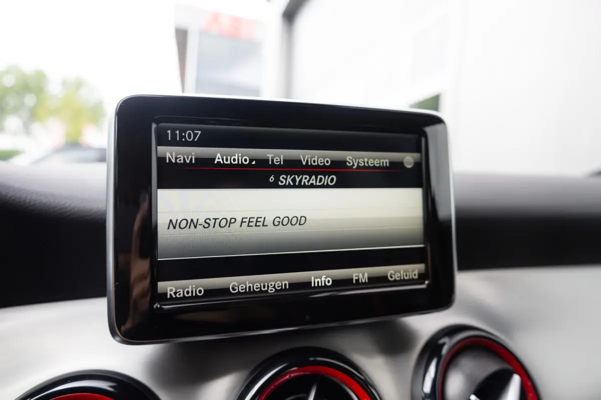 45 AMG 361 pk 4MATIC AMG-Sportpakket / Xenon/ Schaal-Stoelen/ Stoel.Verw/ Park.Sens/ Climate/ Cruise-Controle/ 19'' LMV