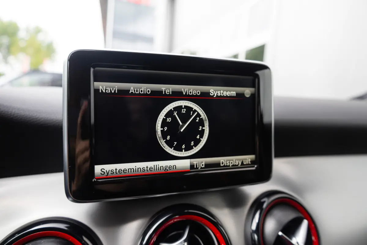 45 AMG 361 pk 4MATIC AMG-Sportpakket / Xenon/ Schaal-Stoelen/ Stoel.Verw/ Park.Sens/ Climate/ Cruise-Controle/ 19'' LMV
