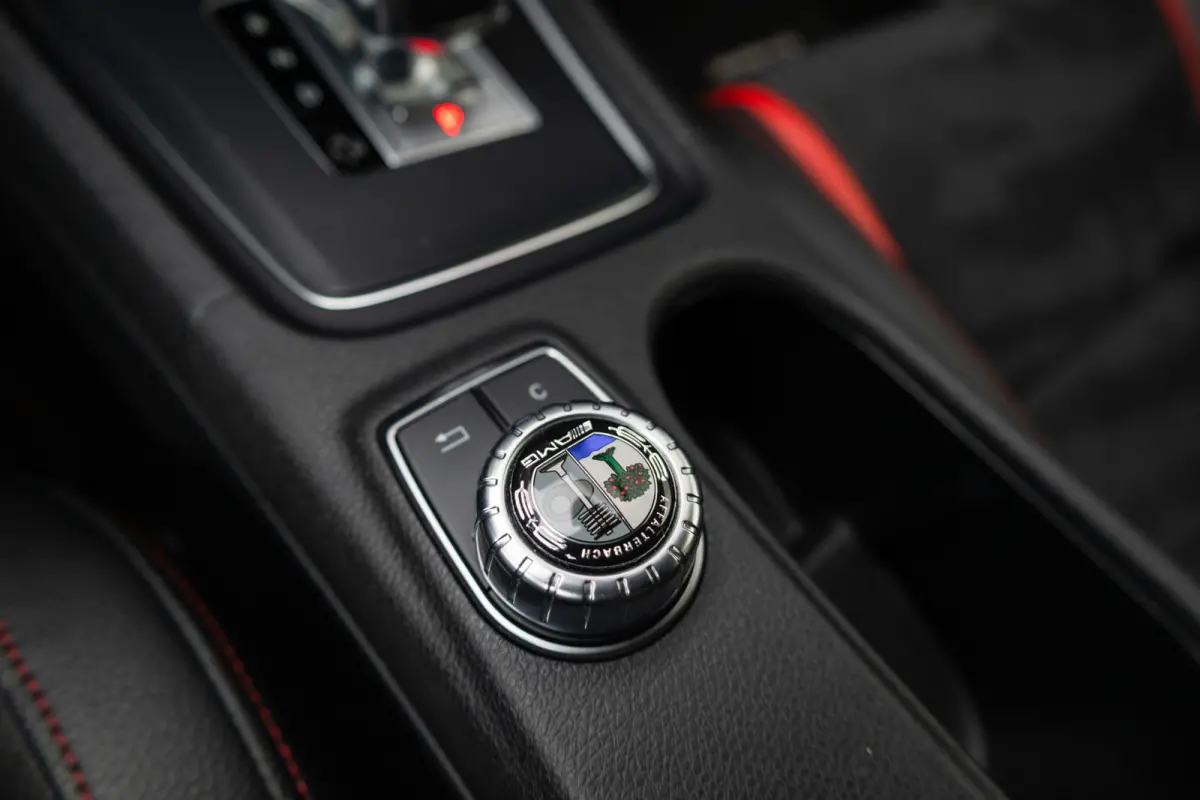 45 AMG 361 pk 4MATIC AMG-Sportpakket / Xenon/ Schaal-Stoelen/ Stoel.Verw/ Park.Sens/ Climate/ Cruise-Controle/ 19'' LMV