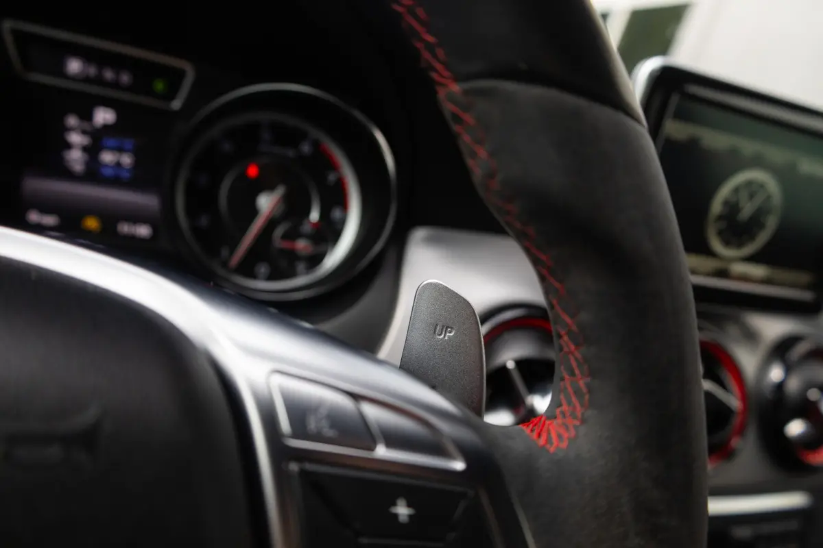45 AMG 361 pk 4MATIC AMG-Sportpakket / Xenon/ Schaal-Stoelen/ Stoel.Verw/ Park.Sens/ Climate/ Cruise-Controle/ 19'' LMV