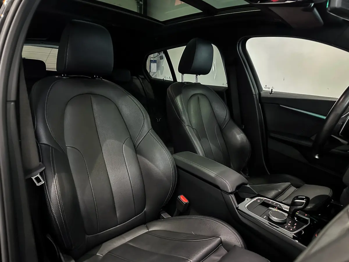 M135i xDrive High Ex H/K|Schuifdak|Camera|Leder